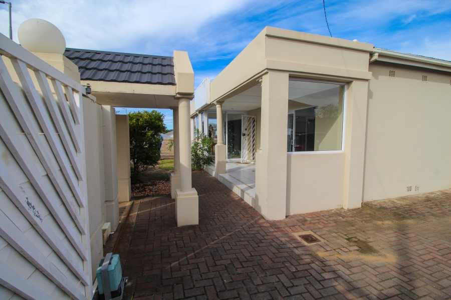 Commercial Property for Sale in Nahoon Eastern Cape